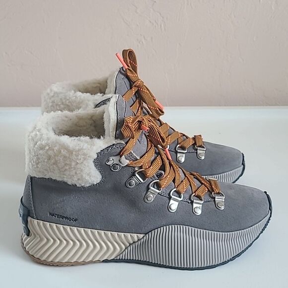 SOREL OUT N ABOUT III CONQUEST WATERPROOF BOOTS FAUX SHEARLING CUFF Gray Size 6 - Picture 6 of 16
